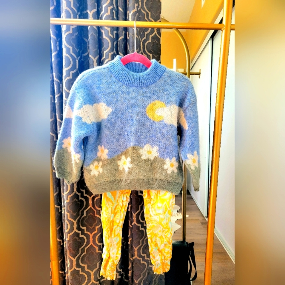 Set of Sweater and pants.